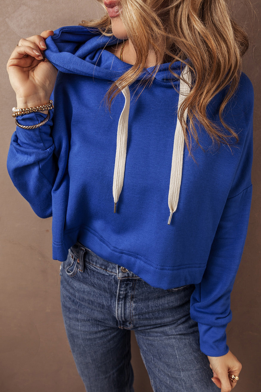 Dark Blue Solid Drop Shoulder Drawstring Cropped Hoodie