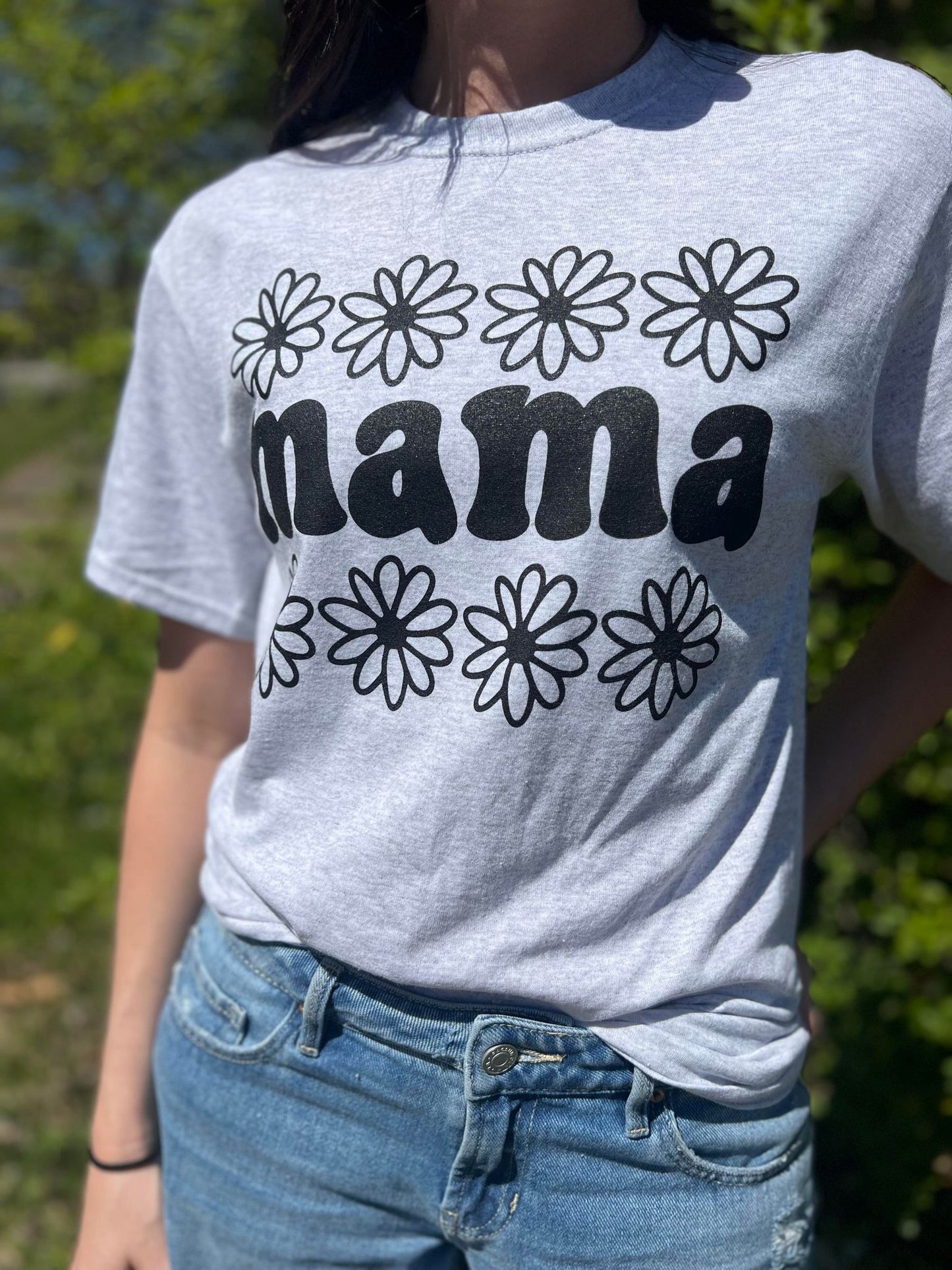 Daisy Mama Tee- ASK Apparel LLC